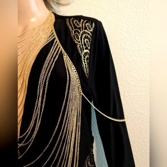 Elegant Black and Gold Maxi Dress - Picture 7 of 15